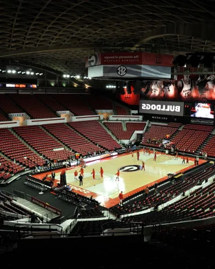 Bulls, Bands And Barrels: BigXthaPlug & Avery Anna